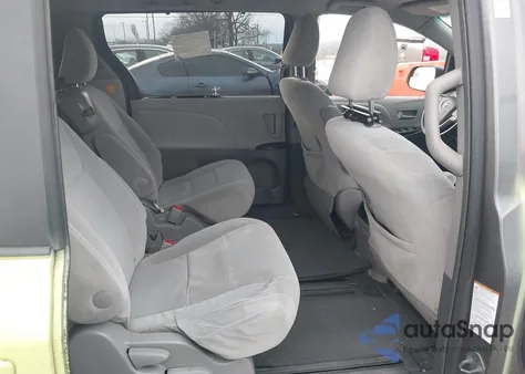 2016 Toyota Sienna from USA, damaged, VIN 5TDKK3DC5SS644656